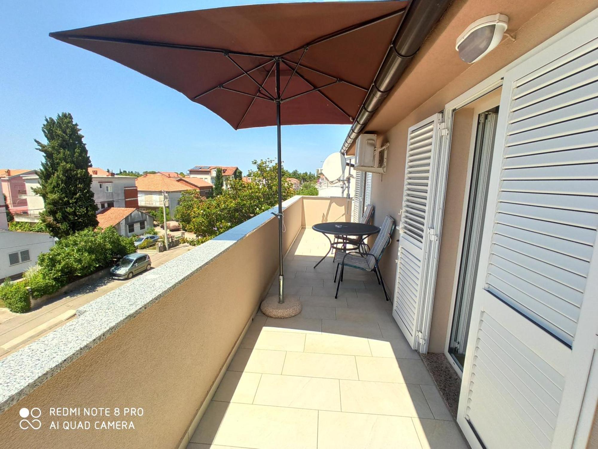 Apartments Roncevic Zadar Habitación foto